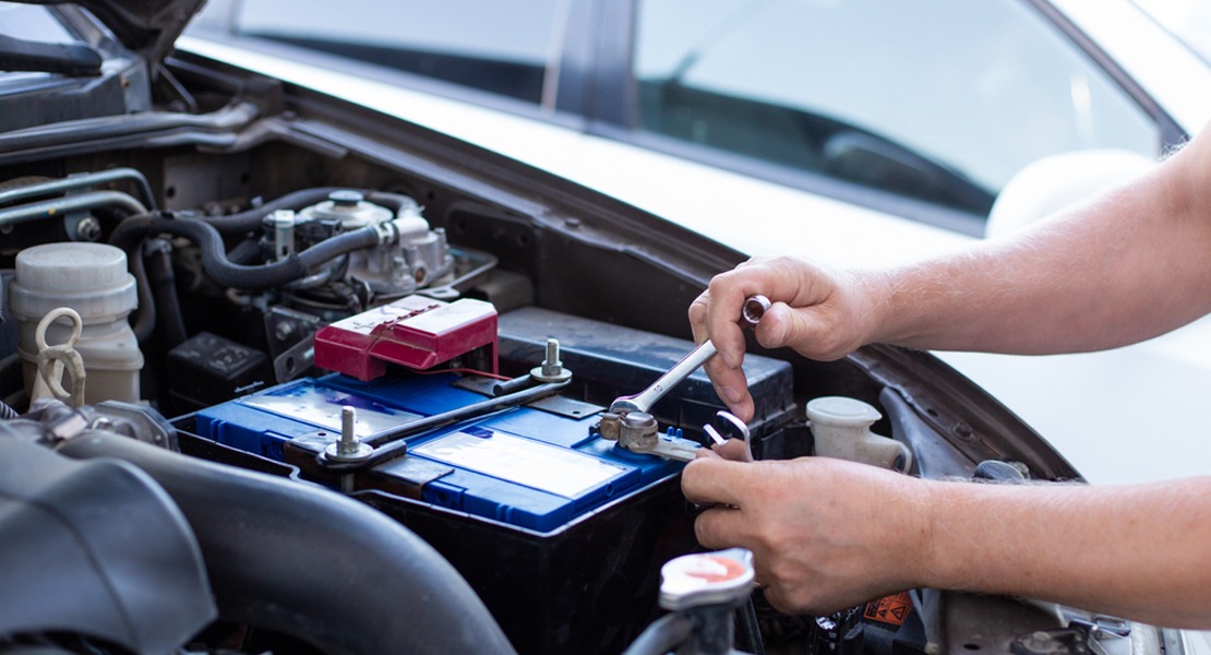 How to Know if You Need to Change Your Car Battery SW
