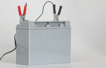 How Do You Maintain a Deep Cycle Battery?