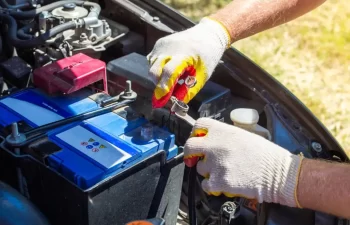 Does a new car battery make your car run better