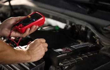 What are the common problems for the car battery?