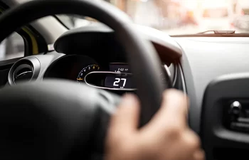 Does driving slower save car battery life?