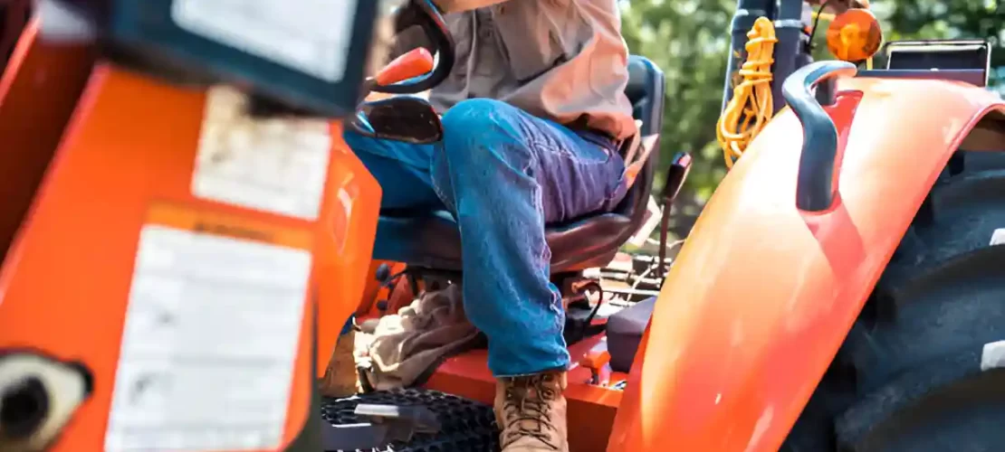 What kind of battery does a tractor take?