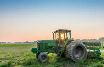 Maintenance of Tractor Battery